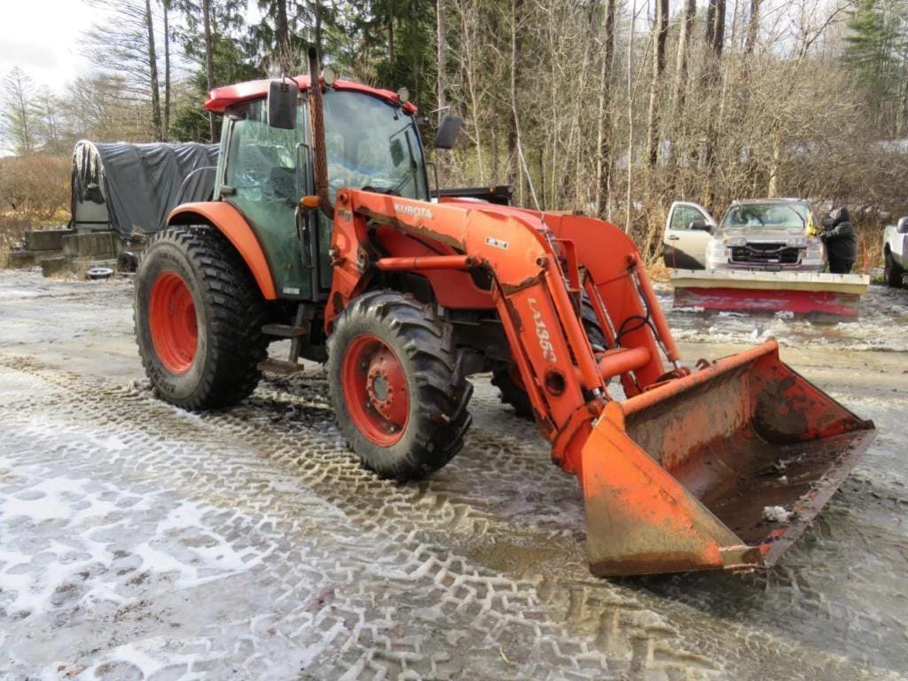 Main image Kubota M9540