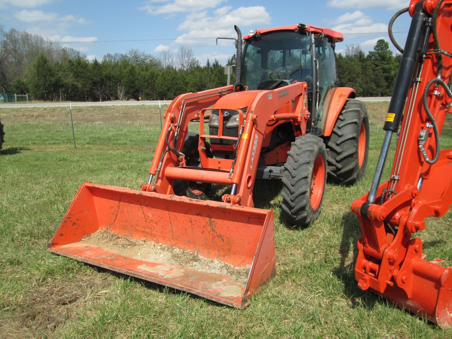 Kubota M9540 Equipment Image0
