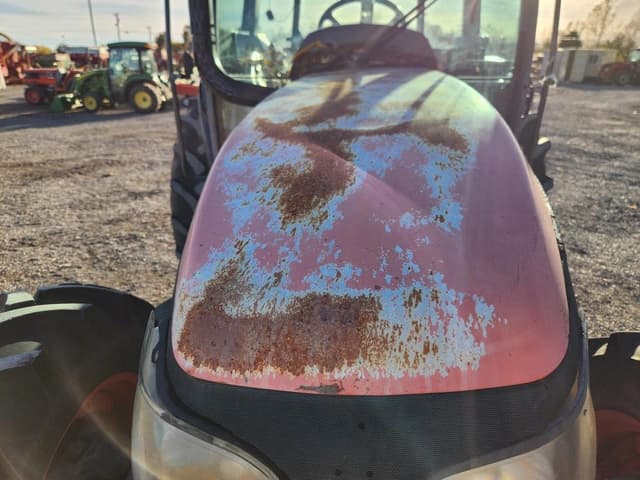 Image of Kubota M9540 equipment image 3