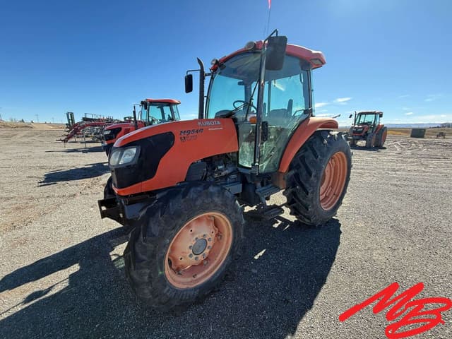 Image of Kubota M9540 equipment image 1