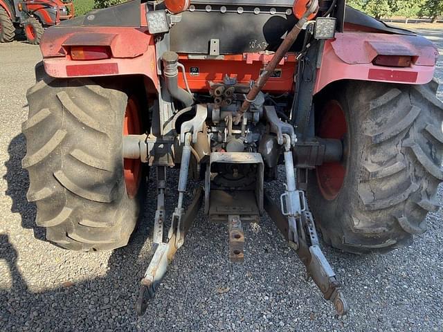 Image of Kubota M9540 equipment image 4