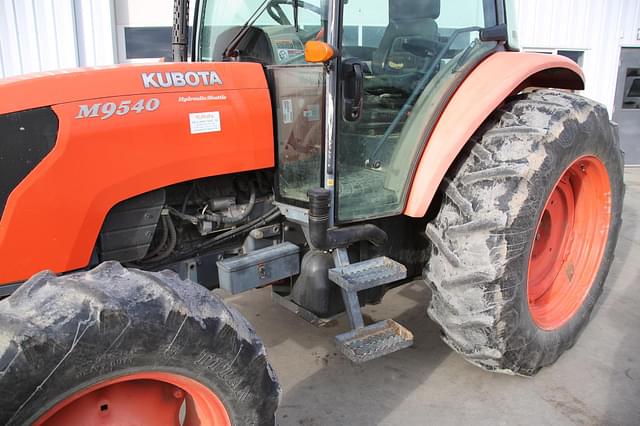 Image of Kubota M9540D equipment image 1