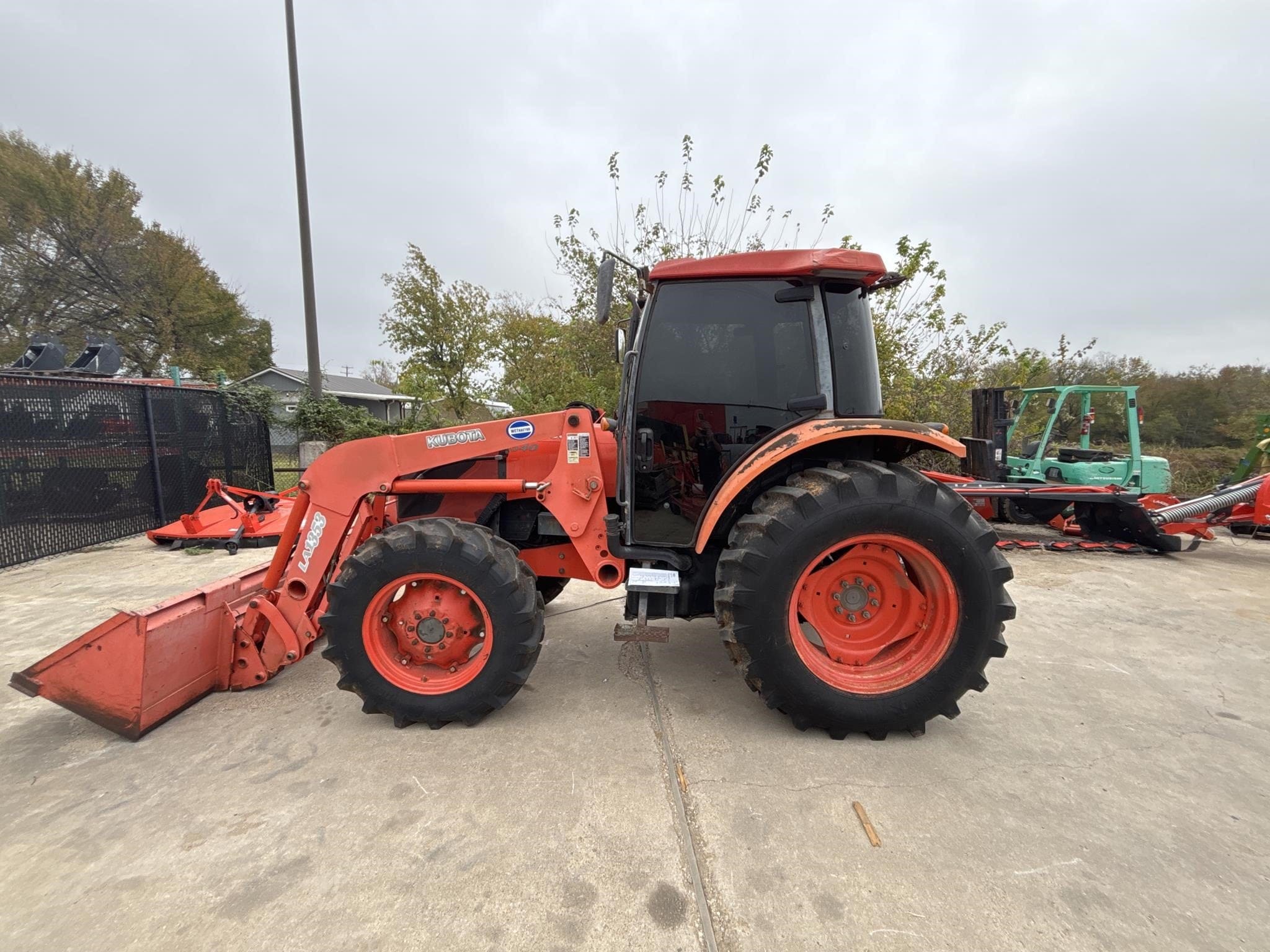 Kubota M9540D Equipment Image0