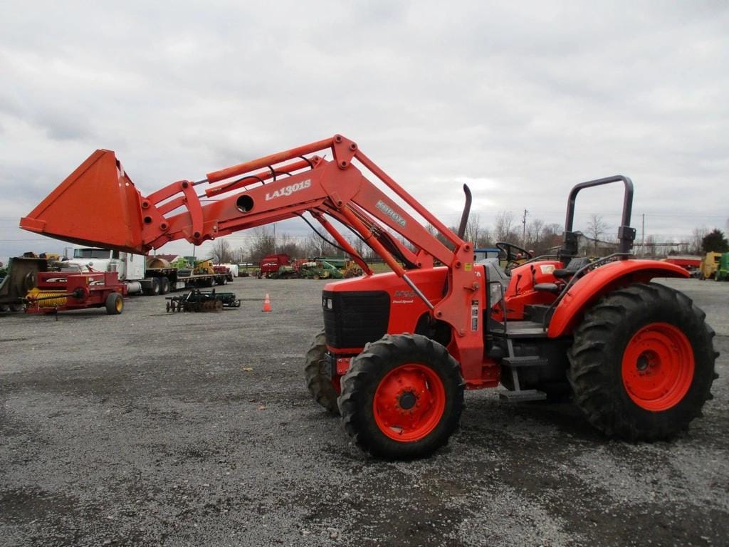Main image Kubota M95S