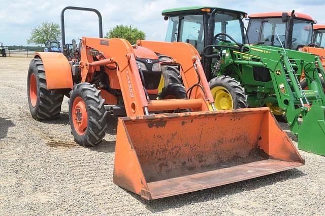 Image of Kubota M9960 equipment image 3