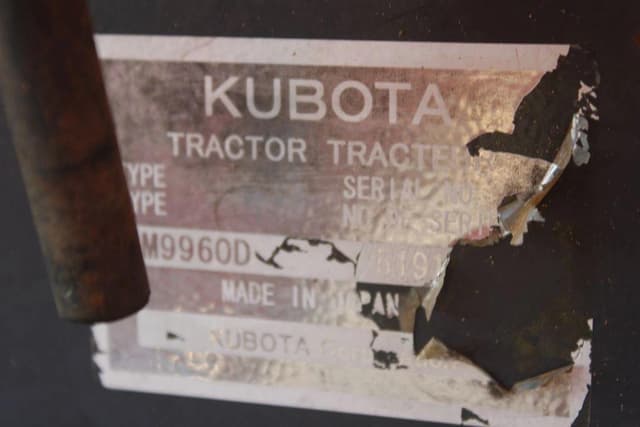 Image of Kubota M9960 equipment image 2