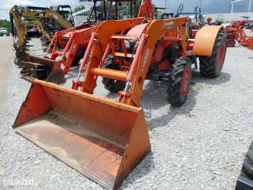 Main image Kubota M9960
