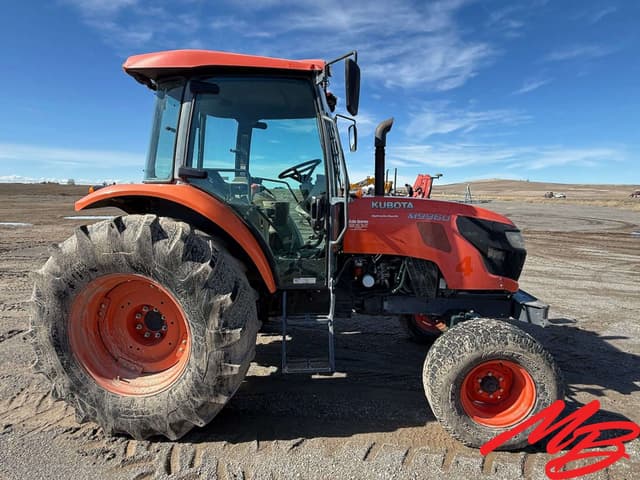 Image of Kubota M9960 equipment image 1