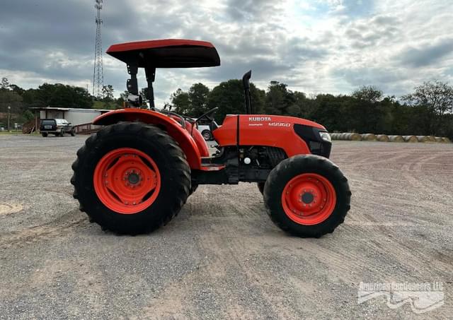Image of Kubota M9960D equipment image 4