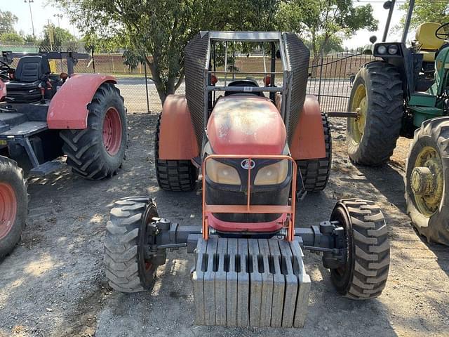 Image of Kubota M9960D equipment image 1