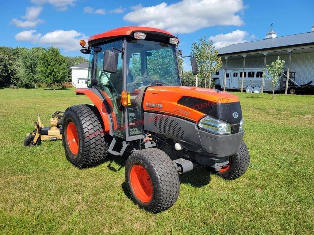 Main image Kubota L5740