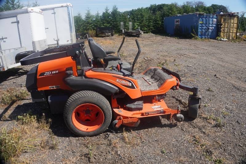 Kubota ZD1511 Equipment Image0