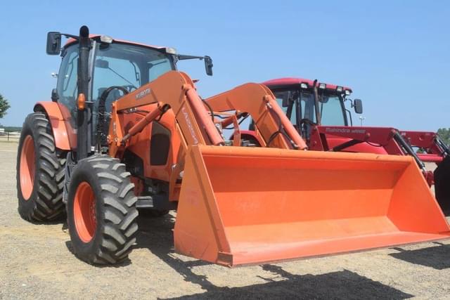 Image of Kubota M135GX equipment image 4