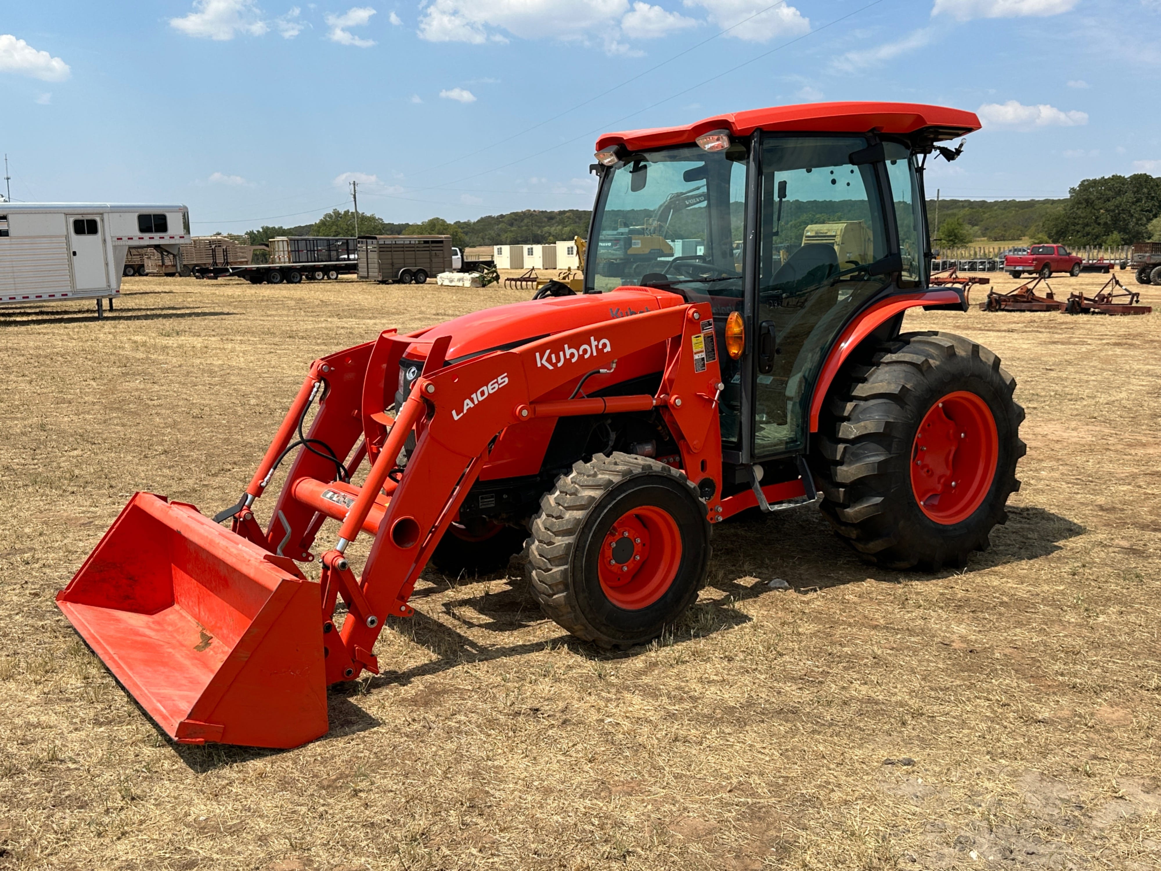 Main image Kubota MX6000