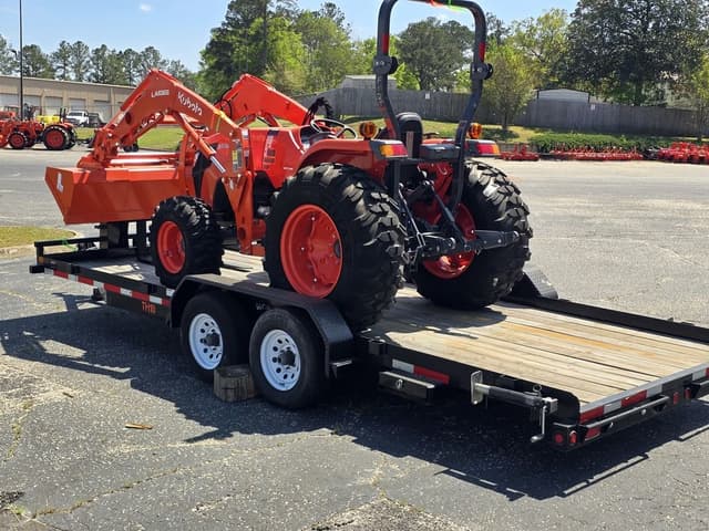 Image of Kubota MX6000 equipment image 3
