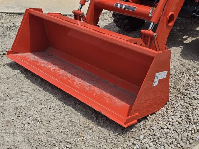 Image of Kubota MX6000 equipment image 3