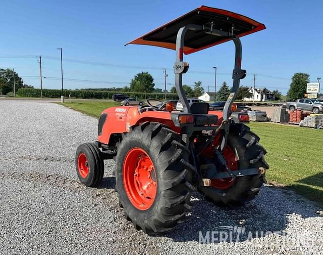 Image of Kubota MX4700 equipment image 2