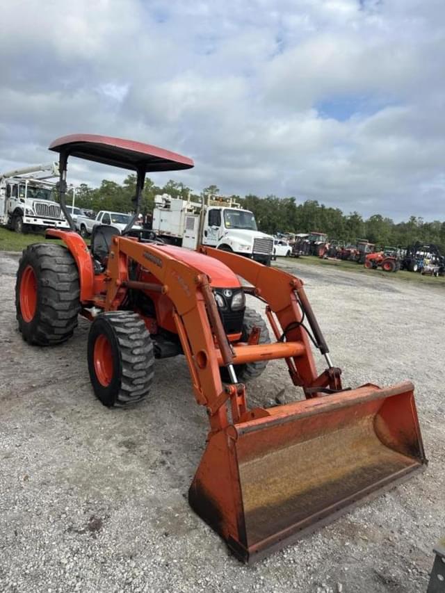 Image of Kubota MX4700 equipment image 4