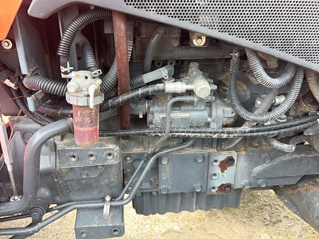 Image of Kubota MX4800 equipment image 1