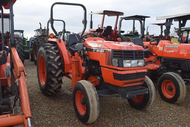 Image of Kubota MX5000 equipment image 3