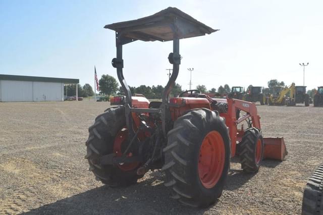 Image of Kubota MX5000 equipment image 2