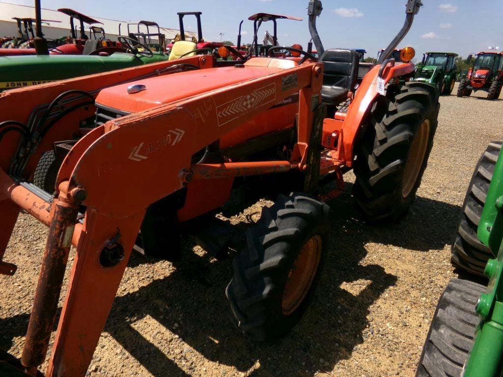 Main image Kubota MX5000