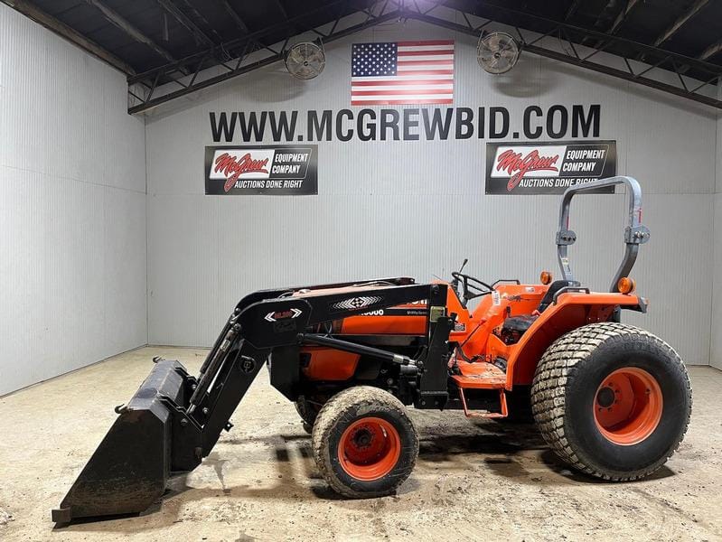 Main image Kubota MX5000