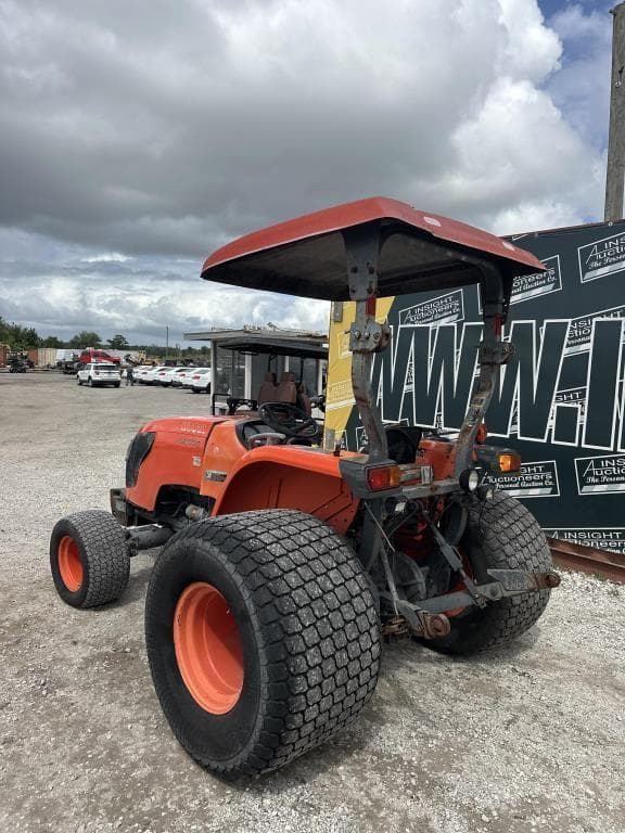 Image of Kubota MX5100 equipment image 1