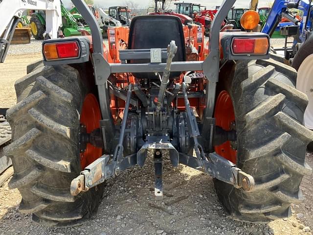 Image of Kubota MX5100 equipment image 4