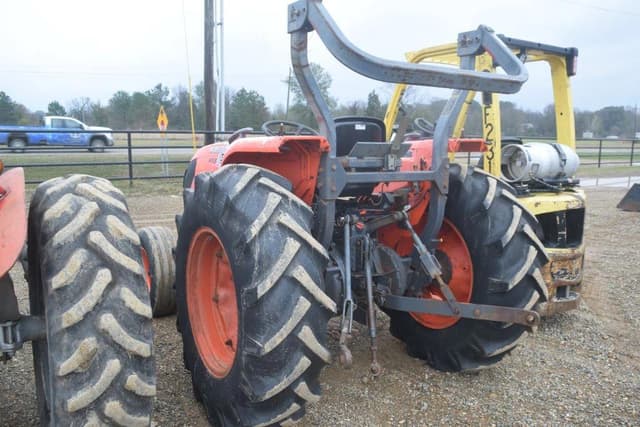 Image of Kubota MX5100 equipment image 1