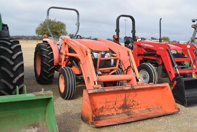 Image of Kubota MX5100 equipment image 3