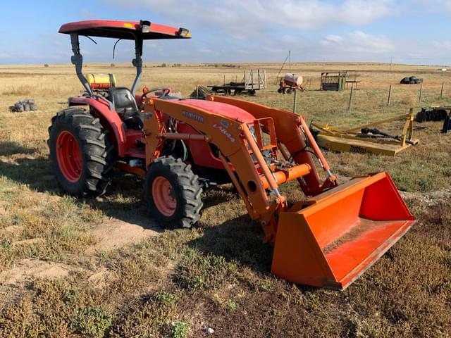Image of Kubota MX5100 equipment image 1