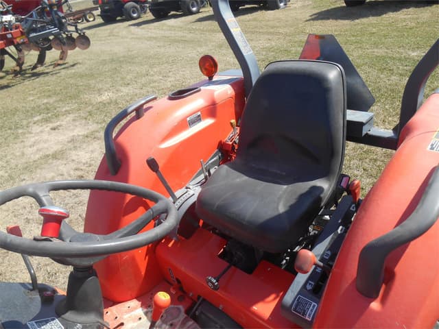 Image of Kubota MX5100 equipment image 4