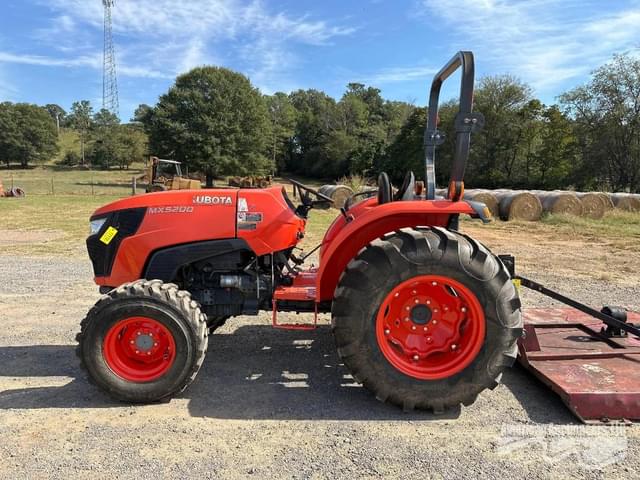 Image of Kubota MX5200D equipment image 1