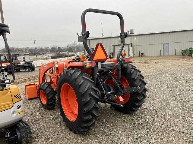 Image of Kubota MX5200 equipment image 3