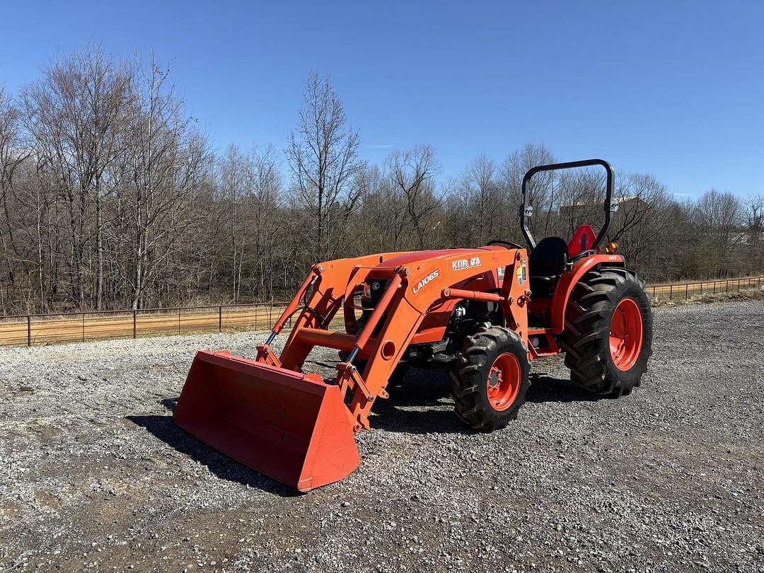 Image of Kubota MX5200D Primary image