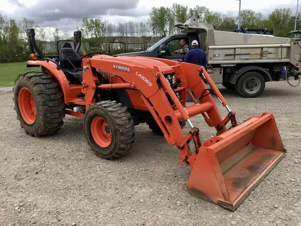 Kubota MX5200D Equipment Image0