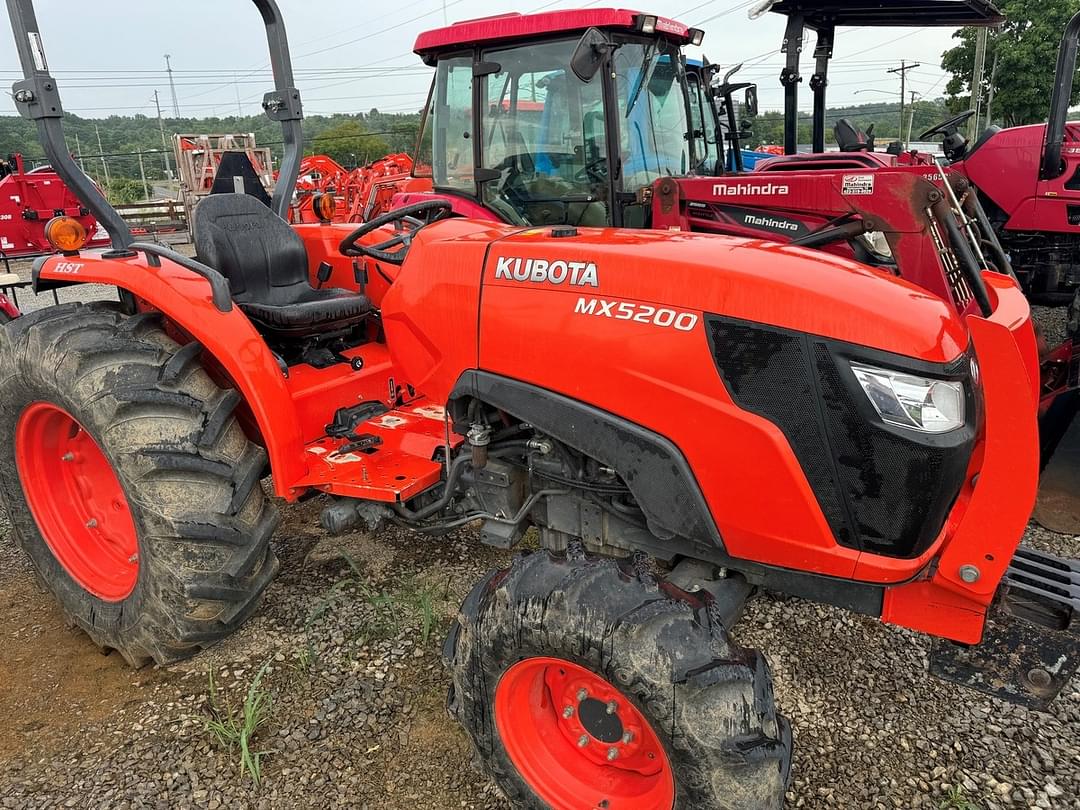 Image of Kubota MX5200HST Primary image