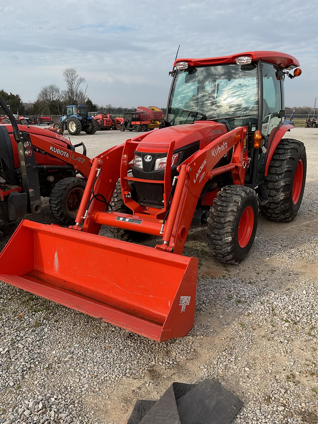 Image of Kubota MX5400 Image 1