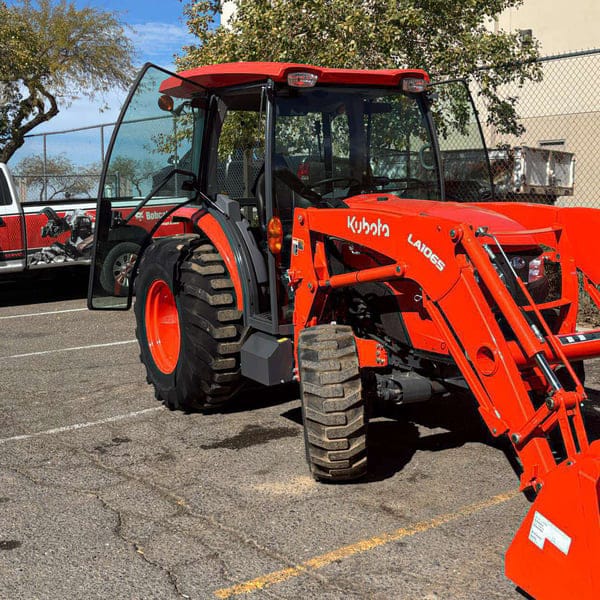 Kubota MX5400 Equipment Image0