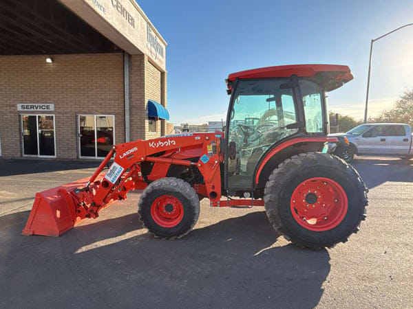 Kubota MX5400 Equipment Image0