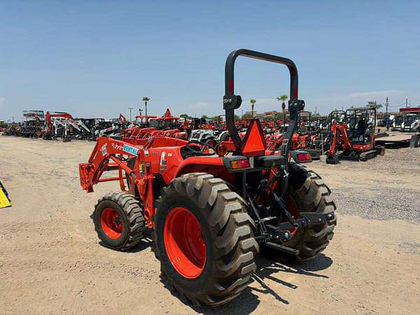 Image of Kubota MX5400 equipment image 3