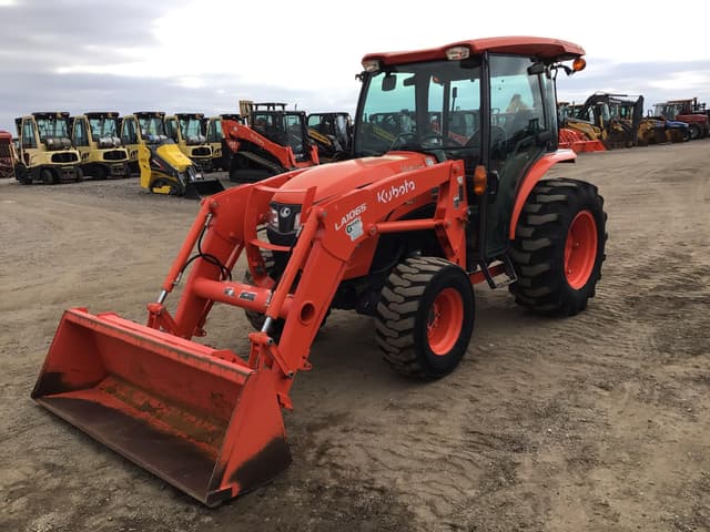 Image of Kubota MX5400 equipment image 3