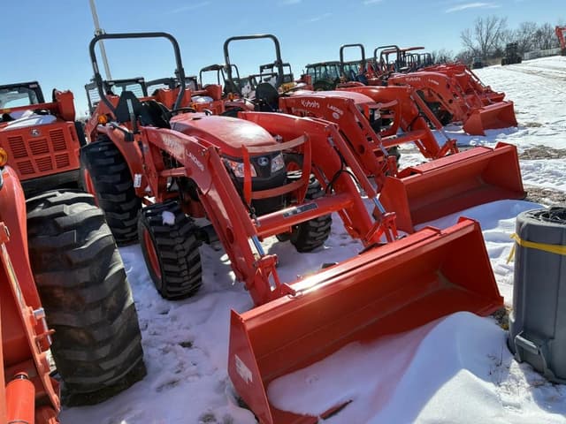 Image of Kubota MX5400 equipment image 1