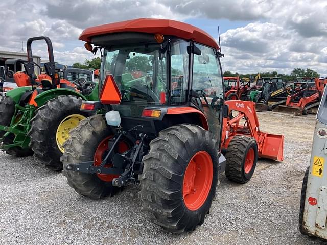 Image of Kubota MX5400 equipment image 2
