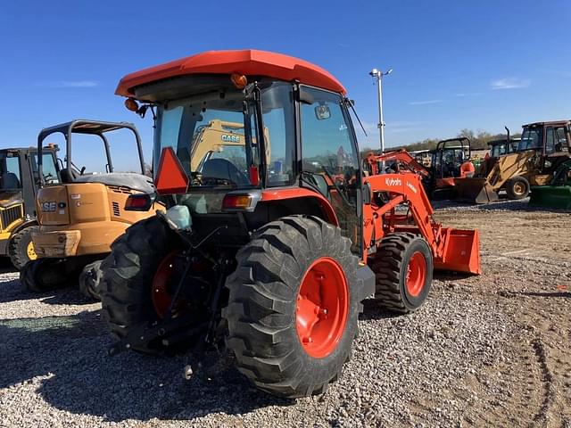 Image of Kubota MX5400 equipment image 2