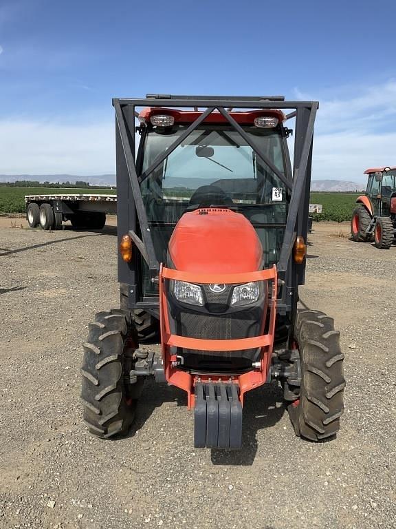 Image of Kubota MX5400 equipment image 2