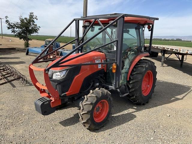 Image of Kubota MX5400 equipment image 3