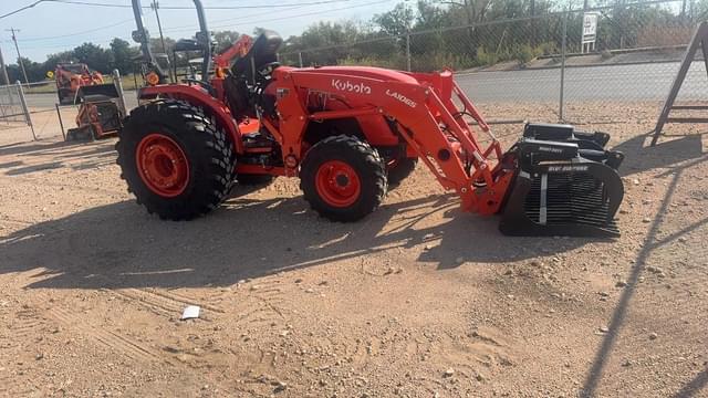 Image of Kubota MX5400 equipment image 3