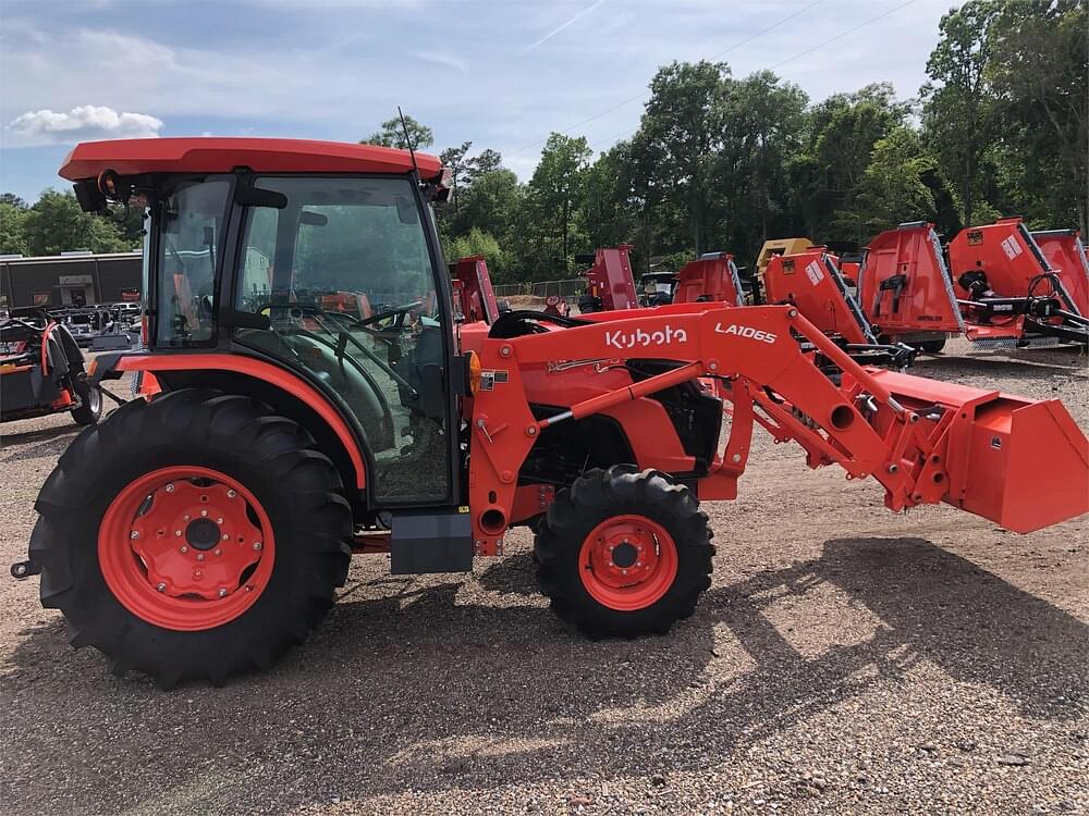 Image of Kubota MX5400DT Image 1